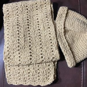 Scarf & hat